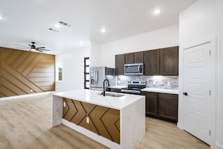 1928 Pueblo St, Dallas, TX 75212