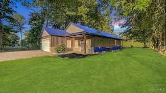 118 Oklahoma Dr, Lake Waynoka, OH 45171