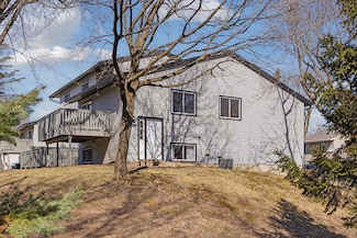 4855 Grenwich Way N, Saint Paul, MN 55128