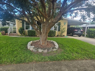 2248 Las Fuentes Dr, Port Orange, FL 32129