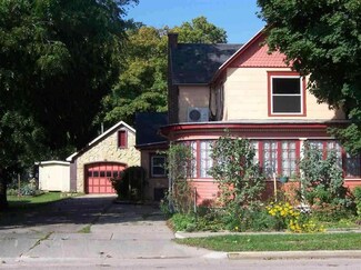 1514 Mills St, Black Earth, WI 53515