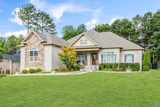 4 Bluff Creek Cir SE, Huntsville, AL 35803