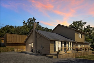 4702 40th Ave, New Brighton, PA 15066