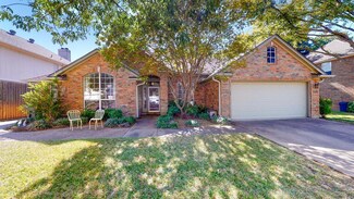 1803 Autumndale Dr, Grapevine, TX 76051