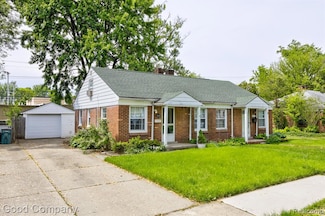 1977 Princeton Rd, Berkley, MI 48072