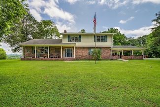 1802 Dunroamin Ln, Fayetteville, TN 37334
