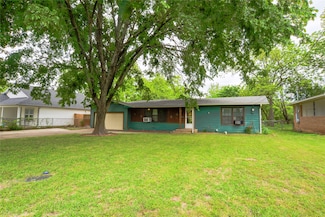 1915 W Bond St, Denison, TX 75020