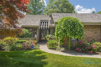 29603 Somerset Rd, Perrysburg, OH 43551