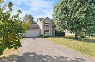 735 Cloud Dr, Clarksville, TN 37043