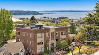 405 Prospect St Unit 201, Seattle, WA 98109