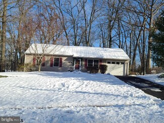 449 Westgate Dr, State College, PA 16803
