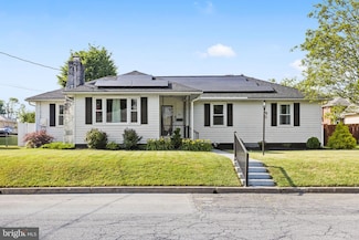 1667 E Caracas Ave, Hershey, PA 17033