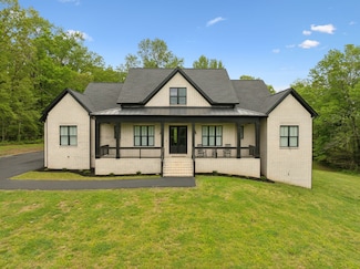 10510 New Hope Rd, Bon Aqua, TN 37025
