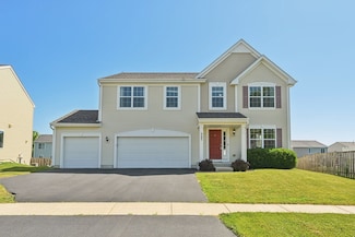 707 Brighton Dr, Pingree Grove, IL 60140