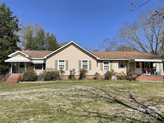 215 Old Dixie Rd, Lancaster, SC 29720