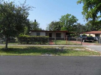 1270 NW 126th St, North Miami, FL 33167