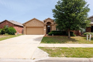 1300 Woodbine Cliff Dr, Fort Worth, TX 76179
