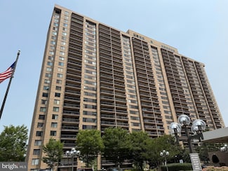 3701 S George Mason Dr Unit 116N, Falls Church, VA 22041