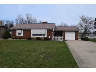 1225 Shannon Ave, Barberton, OH 44203