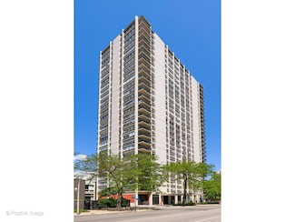 1355 N Sandburg Terrace Unit 2207D, Chicago, IL 60610