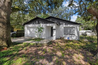 7018 N Center Dr, Tampa, FL 33604