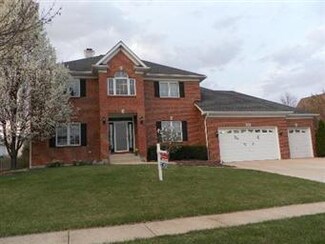 5 Yorkshire Ct Unit 15, Sugar Grove, IL 60554