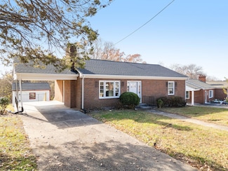 117 Pineview Dr, Danville, VA 24540