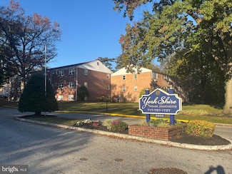 3205 E Market St Unit H-04, East York, PA 17402