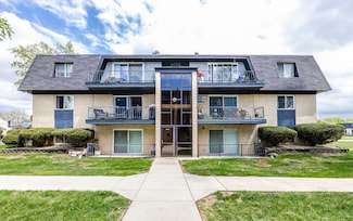 11102 S 84th Ave Unit 2B, Palos Hills, IL 60465