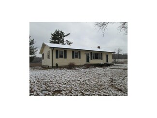 12205 Sunset Strip Rd SE, Laconia, IN 47135