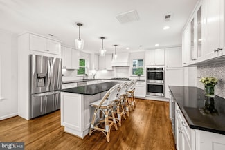 3311 Cameron Mills Rd, Alexandria, VA 22302