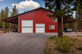 767 Chapman St, Gilchrist, OR 97737