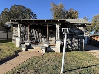 2110 Pearl St, Vernon, TX 76384