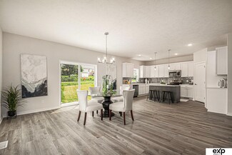 10809 S 218th St, Gretna, NE 68028
