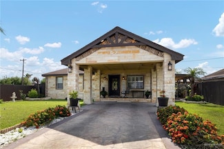 6904 S Naranja Ln, Pharr, TX 78577