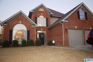 2000 Forest Lakes Ln, Sterrett, AL 35147