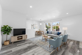 1641 Pentecost Way Unit 10, San Diego, CA 92105