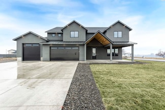 12828 Clark Fork Rd, Pasco, WA 99301