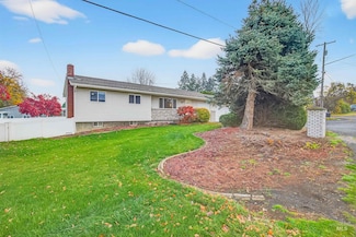 3619 16th St, Lewiston, ID 83501