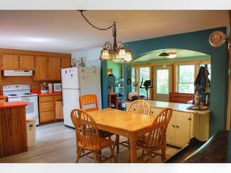 734 Richmond Rd, Hinesburg, VT 05461