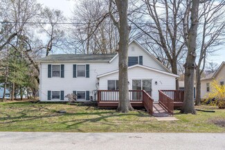 404 1st Ave, Hampton, IL 61256