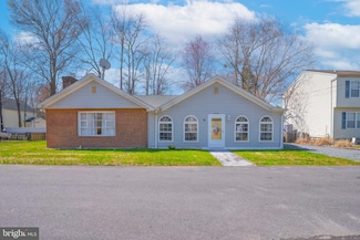 5984 2nd St, Deale, MD 20751