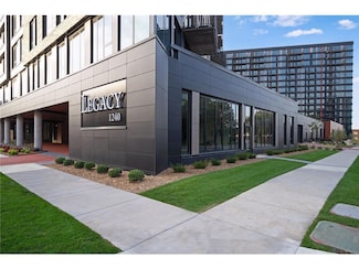 1240 S 2nd St Unit 826, Minneapolis, MN 55415