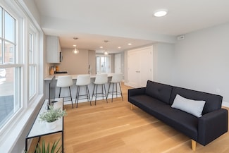 98 Prescott St Unit 1, Boston, MA 02128