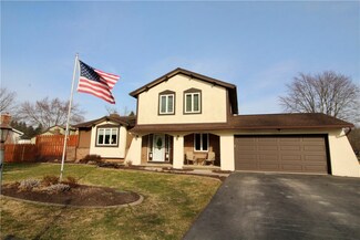 22 Stone Barn Rd, Rochester, NY 14624