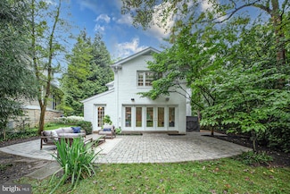 3406 Raymond St, Chevy Chase, MD 20815