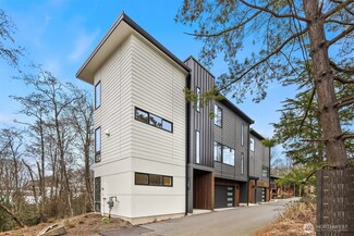 1507 8th St, Bellingham, WA 98225
