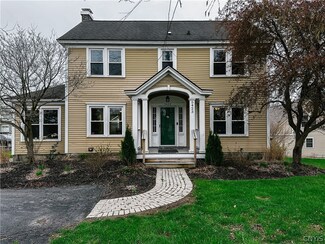 5423 W Genesee St, Camillus, NY 13031