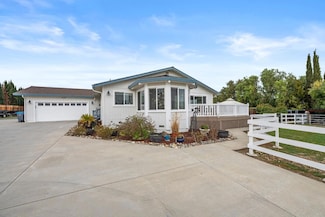 1655 Santa Ana Rd, Hollister, CA 95023