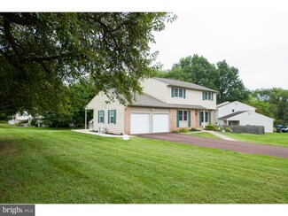 505 Sharon Rd, Colmar, PA 18915